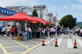 “亚洲高考工厂”毛坦厂中学，补习班报名已过万，收费标准公布图片