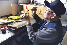 邓万锋：我的一生随着皮影成形越发有厚度图片