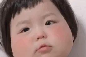 过度保暖是害！2个月宝宝一晚过后脸色铁青，住进重症病房图片