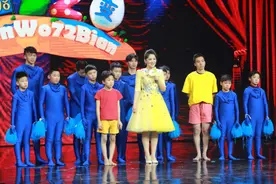 “后浪”们来啦！一群街舞男孩表演海上冲浪，震撼全场图片