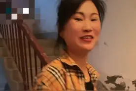 岳云鹏五姐回家探亲，母亲已搬离农村老宅，新家房屋却被批破旧图片