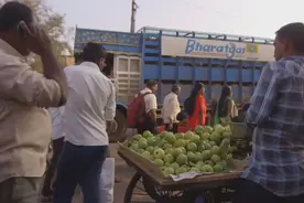 凭借一道中国美食，这位印度大叔在贫民窟发家致富，月入几万图片