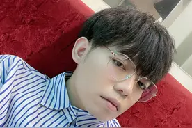 德云社该整顿了，孙九芳台上疑似嘲讽女网红，用词涉嫌人身攻击图片