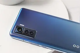 评测机杀手都败了，这次iQOO 5 Yes图片