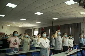 荆州市中医医院“七一”表彰大会隆重召开图片