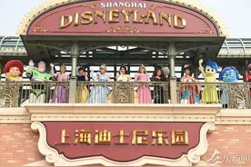 公主们都回来了！上海迪士尼乐园重新开放，有人请年假都要来图片