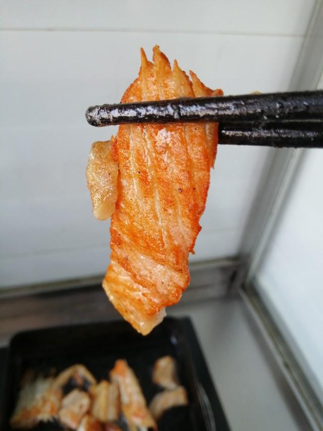三文鱼边角料鱼鳞怎么处理