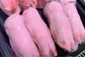 买猪蹄，挑前蹄还是后蹄？谨记“1看2摸3闻”，买到新鲜好猪蹄图片