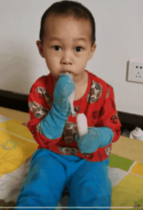 碎冰冰分你一半，是我回不去的夏日浪漫