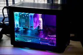 NCASE M1 装机：ITX 经典之作，小单塔双风扇，灯光把你污染图片