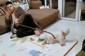 中年爸爸带娃的三重境界，看哭了哈哈哈哈哈图片
