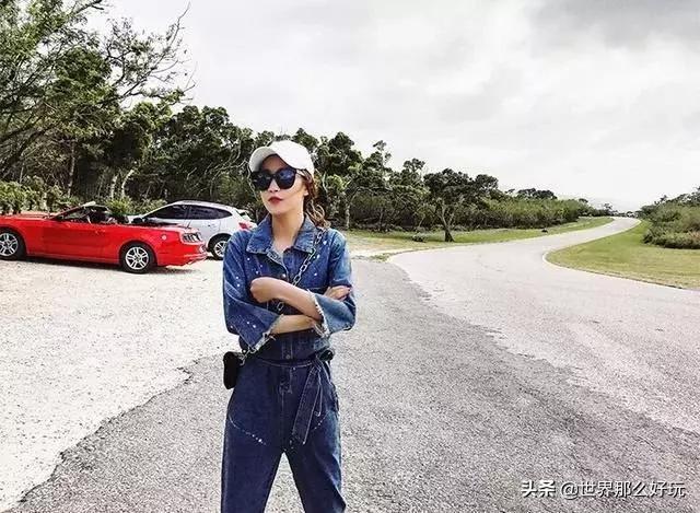 女生穿连体裤怎么上厕所（女生穿连体裤怎么上厕所一张图告诉你）