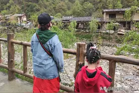 趁着游客还不多，自驾秦岭牛背梁终南山寨广货街，高速去国道回图片