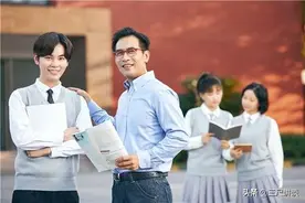 老师晋升职称时遇到的各种奇葩事，这里有你没有听说过的尴尬图片