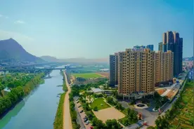 维权阴影下的碧桂园：多地项目房屋质量受诟病 现“违规交房”等乱象图片