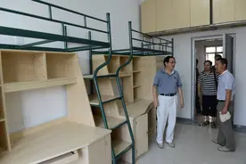 南开大学“夫妻寝室”走红，学生都拍手叫好，家长表示很难理解图片