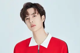 “顶流第二”王一博的崛起记，曾不温不火，猛然走上神坛难寻敌手图片