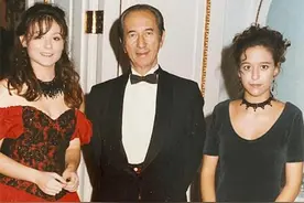 她是赌王最苦命的孙女，父母双亡，惨遭离婚，罹患癌症，无缘家产图片