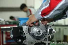 高考男生吃香的10个专业，就业稳定，未来前途很好，很值得报考图片