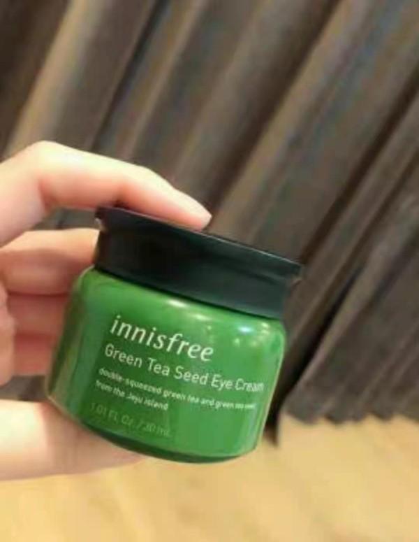 闆呰瘲鍏伴粵鎶楄摑鍏夛紝鎮﹁瘲椋庡悷閫傚悎骞茬毊锛岄€夊鐪奸湝绂荤溂绾规洿杩滀竴姝? onerror=