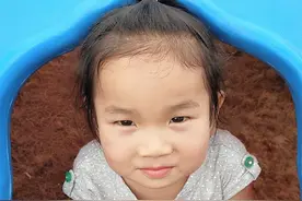 一家5口被煤气爆炸烧伤，先救哪个难以抉择，婆家人做法让我泪目图片