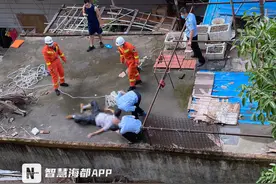 突发！福州市区一民房楼顶，男子疑似触电身亡图片