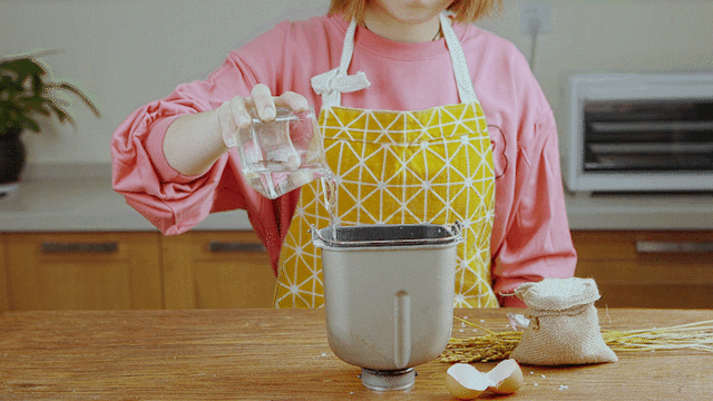 中国人应该吃大米还是面包？一个让老外们操心的问题终于解决了