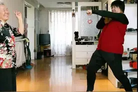 舞动吧，大叔！沈阳胖大叔每日一舞收获千万浏览量，还引来乘风破浪的姐姐来围观图片