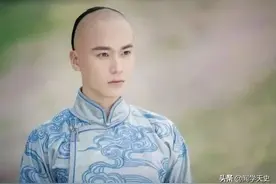 康熙的老来子胤袐：雍正把这个弟弟当儿子养大，侄子乾隆也很照顾图片