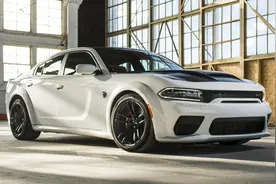 2021款 道奇 Charger SRT 地狱猫 红眼版图片