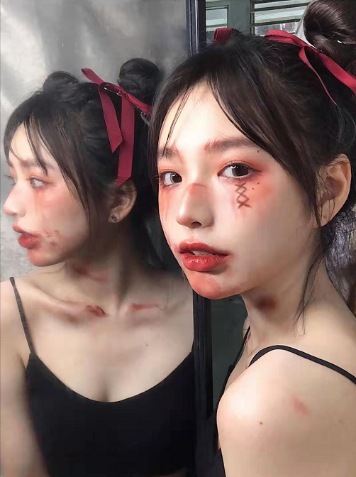 小丑的嘴角化妆怎么化