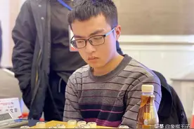 惊人一战！棋坛天才惨遭越南女子虐杀，连续32步棋跟软件巧合雷同图片