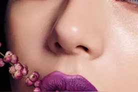 韩国的《Avenue》杂志拍摄的模特图片