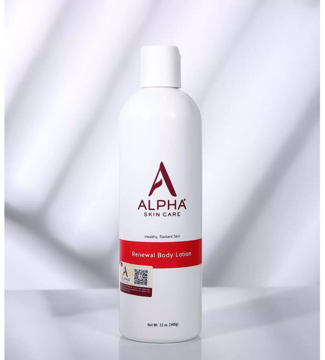 雅芳小黑裙身体乳含有麝香吗