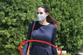 朱莉也发福了，腰部臃肿没曲线四肢却太细，龙凤胎儿子还没女儿高图片