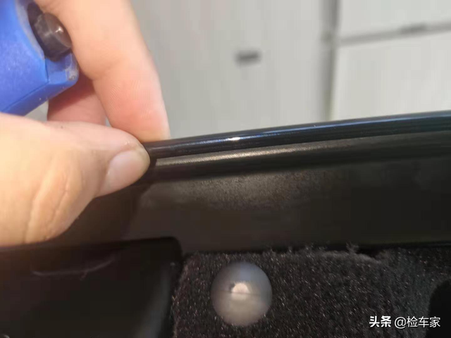 花70万买辆阿斯顿马丁Vantage，打开一看才开2万公里！网友：太值