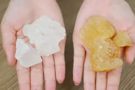 买冰糖时，选黄冰糖还是白冰糖好？糖厂阿姨教我分辨，涨知识了图片