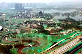 成都龙泉东安湖，7岛12景逐渐显现，比兴隆湖还美的湖图片