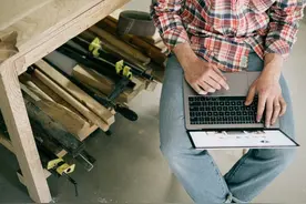 我，公务员，告诉你在深圳当公务员工资多少？福利待遇很好吗？图片