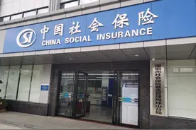 我为群众办实事 | 深圳坪山率先为养老院退休老人统一办理领取养老金资格认证图片