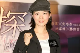 54岁刘锦玲晒照庆祝硕士毕业，保养得宜气质不减，隐居美国不复出图片