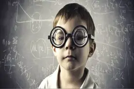 孩子的智商高低，婴儿时期就有显现，不用等到长大，父母要上心图片