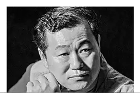 用手中的相机，记录祖国山河的壮美秀丽。图片