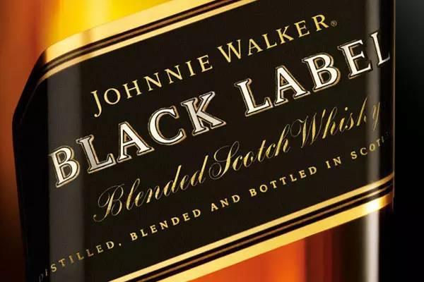 尊尼获加红牌、黑牌、金牌和蓝牌威士忌的区别？