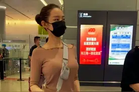 郎朗老婆气质全无？走路跛脚疑似长短腿，被批贩卖焦虑后穿衣收敛图片