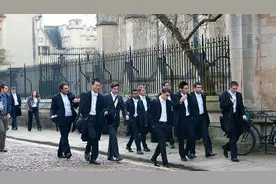 英国当地公认最好的四所大学，也是顶尖贵族大学，附加个隐藏学校图片
