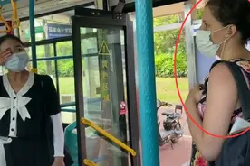 “你们都是垃圾！”福建一外籍女子乘公交不戴口罩，中国姑娘提醒反被骂哭图片
