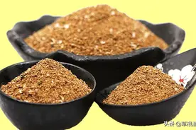 夏天野钓，3位钓鱼大师的经典饵料配方，能不能连竿爆护？图片