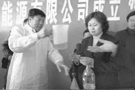 上世纪80年代，那名发明“水变油”的东北公交司机，后来怎样了？图片