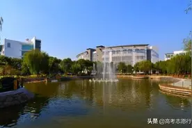 想去上海读书，这5所大学很不错，二本还有机会报考图片